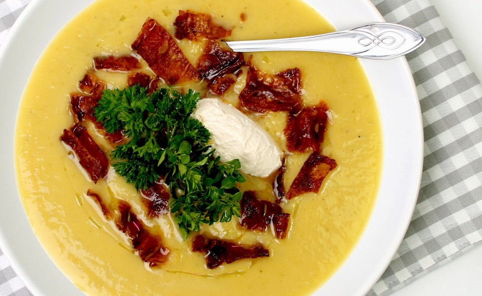 Cuketový krém s veganskou „slaninou“